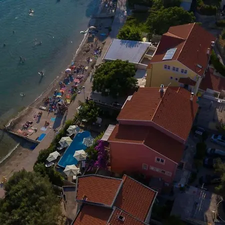 Mare 2 *